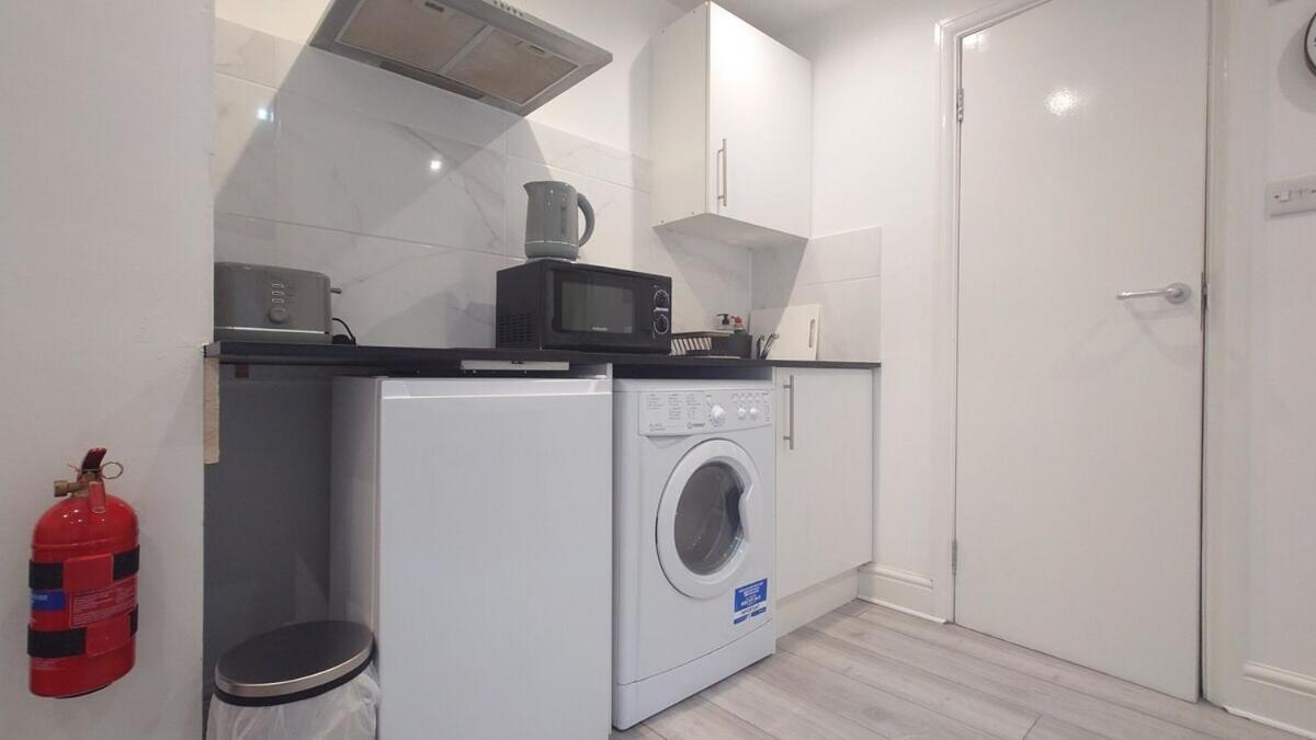 Comfort Camden Studio Apartments Londra Oda fotoğraf