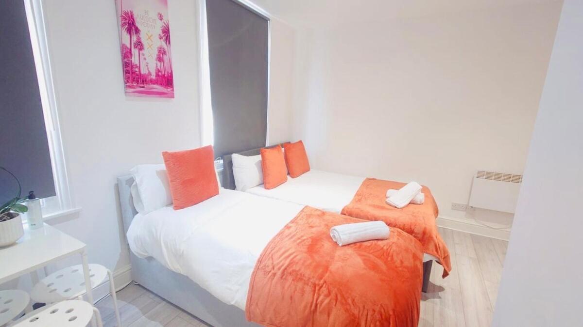 Comfort Camden Studio Apartments Londra Oda fotoğraf
