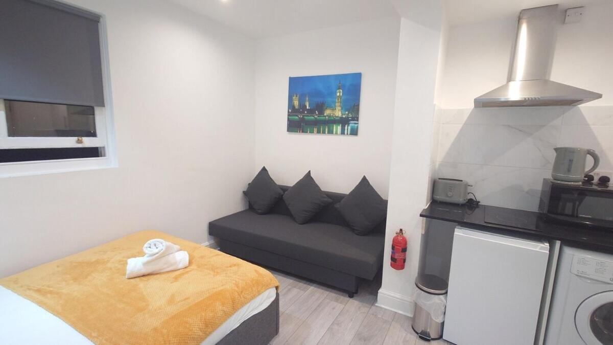 Comfort Camden Studio Apartments Londra Oda fotoğraf