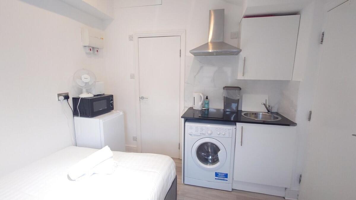Comfort Camden Studio Apartments Londra Oda fotoğraf