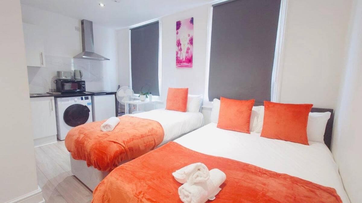 Comfort Camden Studio Apartments Londra Oda fotoğraf